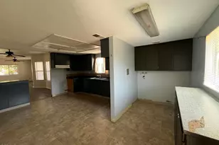 2422 Juliet St, Los Angeles, CA 90007 - Photo 9
