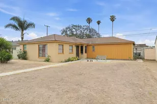 456 E Poplar St, Oxnard, CA 93033 - Photo 1