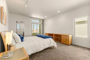 827 Mandalay Beach Rd, Oxnard, CA 93035 - Photo 43