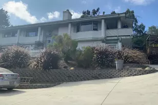 377 N Loop Dr, Camarillo, CA 93010 - Photo 1
