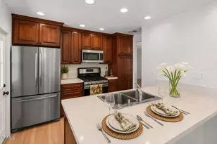 22901 Leadwell St, West Hills, CA 91307 - Photo 3