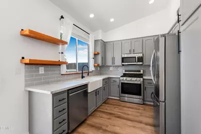5324 Villa Mallorca Place, Camarillo, CA 93012 - Photo 7