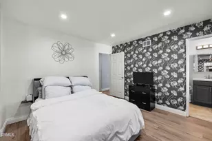 23820 Hartland St, Los Angeles, CA 91307 - Photo 13