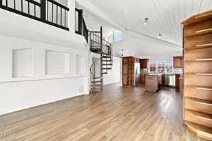 3089 Bayshore Ave, Ventura, CA 93001 - Photo 11