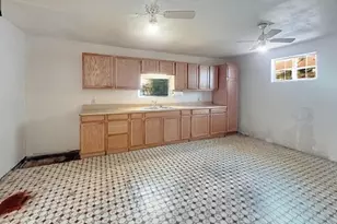 228 N 5th St, Santa Paula, CA 93060 - Photo 13