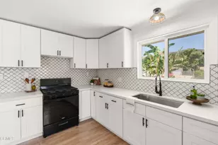 5105 Larkspur Dr, Ventura, CA 93001 - Photo 27