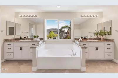 341 Huerta Street, Oxnard, CA 93030 - Photo 17
