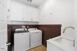 361 Allen Dr, Santa Paula, CA 93060 - Photo 29