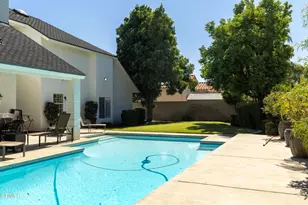 9100 St Cloud Ln, Bakersfield, CA 93311 - Photo 45