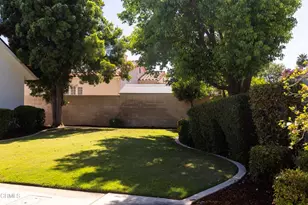 9100 St Cloud Ln, Bakersfield, CA 93311 - Photo 49