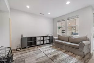 3027 N Oxnard Blvd, Oxnard, CA 93036 - Photo 13