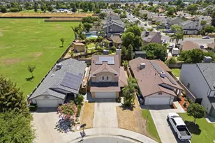 5304 Ilene Ct, Bakersfield, CA 93307 - Photo 5