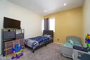 2077 E Bard Rd, Oxnard, CA 93033 - Photo 17