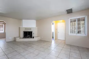 45027 Division St, Lancaster, CA 93535 - Photo 5
