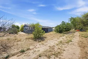 15054 Abajo Ave, Tehachapi, CA 93561 - Photo 37