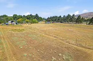 15054 Abajo Ave, Tehachapi, CA 93561 - Photo 43