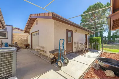 44625 Loneoak Avenue, Lancaster, CA 93534 - Photo 33
