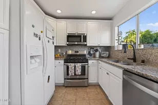 5681 Calle Sencillo, Camarillo, CA 93012 - Photo 13