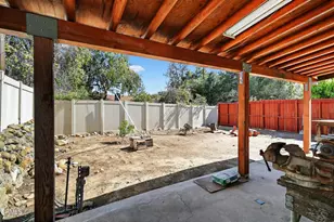1200 Forest Dr, Santa Paula, CA 93060 - Photo 33