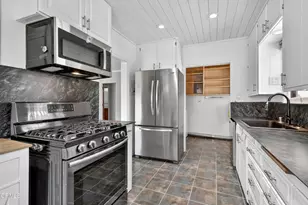 1200 Forest Dr, Santa Paula, CA 93060 - Photo 9