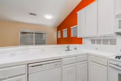 9817 Cinderella Avenue, Bakersfield, CA 93311 - Photo 17