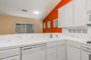 9817 Cinderella Ave, Bakersfield, CA 93311 - Photo 17