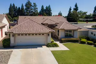 9817 Cinderella Ave, Bakersfield, CA 93311 - Photo 9