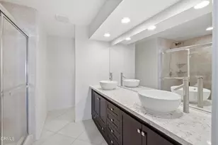 615 Hollyburne Ln, Thousand Oaks, CA 91360 - Photo 29