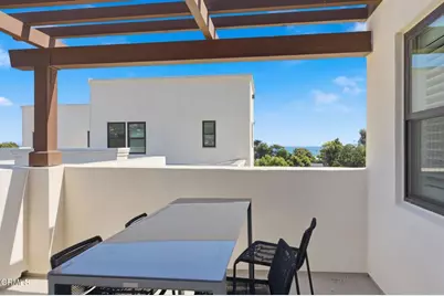 1582 E Thompson Boulevard, Ventura, CA 93001 - Photo 37