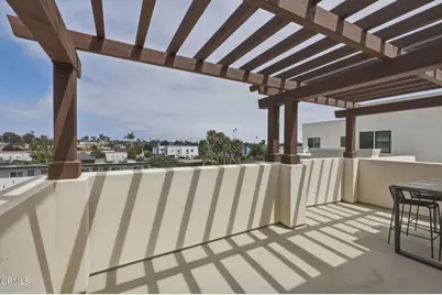 1582 E Thompson Boulevard, Ventura, CA 93001 - Photo 35