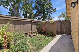 1858 Rogue River Cir, Ventura, CA 93004 - Photo 27