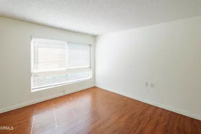 324 Chestnut Hill Court #14, Thousand Oaks, CA 91360 - Photo 7