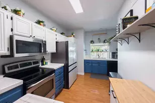 684 Sutton Crest Trail, Oak Park, CA 91377 - Photo 7