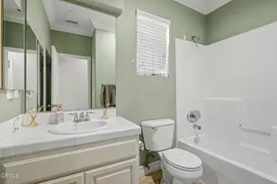 324 Kiawah River Dr, Oxnard, CA 93036 - Photo 17