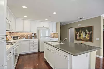 3600 Jolly Roger Way, Oxnard, CA 93035 - Photo 9