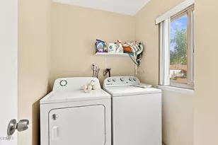 1505 Raccoon Ct, Ventura, CA 93003 - Photo 21