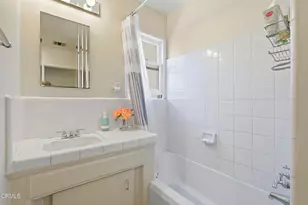 6929 Oak Park Ave, Lake Balboa, CA 91406 - Photo 23