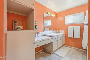 6929 Oak Park Ave, Lake Balboa, CA 91406 - Photo 15