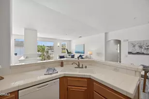2389 N Ventura Ave, Ventura, CA 93001 - Photo 13