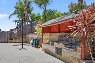 1525 Burnside Ave, Ventura, CA 93004 - Photo 47