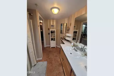 865 S B Street #J2, Oxnard, CA 93030 - Photo 19