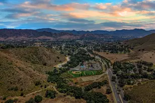 146 Symphony Ln, Oak Park, CA 91377 - Photo 43