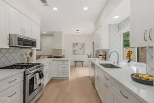 146 Symphony Ln, Oak Park, CA 91377 - Photo 9