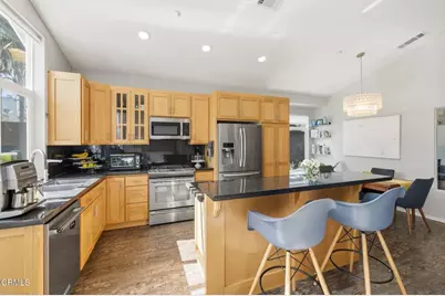 795 Livingston Avenue, Ventura, CA 93003 - Photo 11