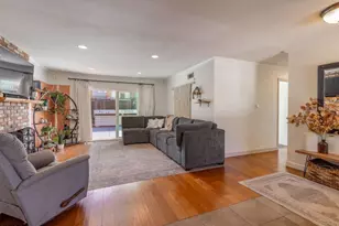 72 Pasqual Ave, Ventura, CA 93004 - Photo 13