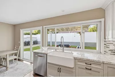 251 Larcom Street, Thousand Oaks, CA 91360 - Photo 11