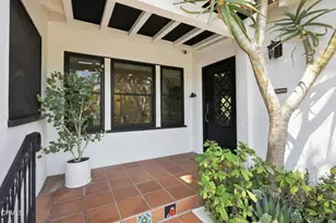 25 Encinal Pl, Ventura, CA 93001 - Photo 9