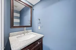 7221 Durango Way, Bakersfield, CA 93309 - Photo 49