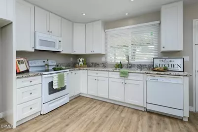 9210 Village 9, Camarillo, CA 93012 - Photo 13
