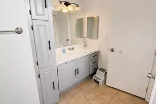 211 Calle De La Rosa, Camarillo, CA 93012 - Photo 9
